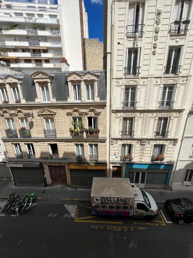 Studio Moderne Au Coeur De Paris Batignolles Exterior photo